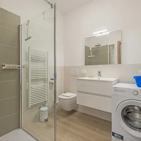 Apartmentsgarda - Residenza Maycol Бардолино